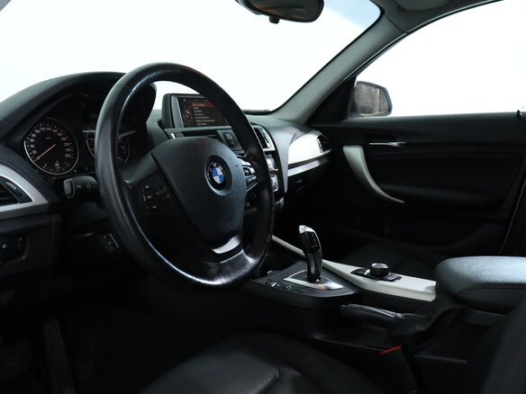 2016 BMW 1 серии 118i II (F20/F21) Рестайлинг, белый, 1590000 рублей - вид 14