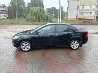 2011 Ford Focus II Рестайлинг, чёрный, 850000 рублей, вид 3