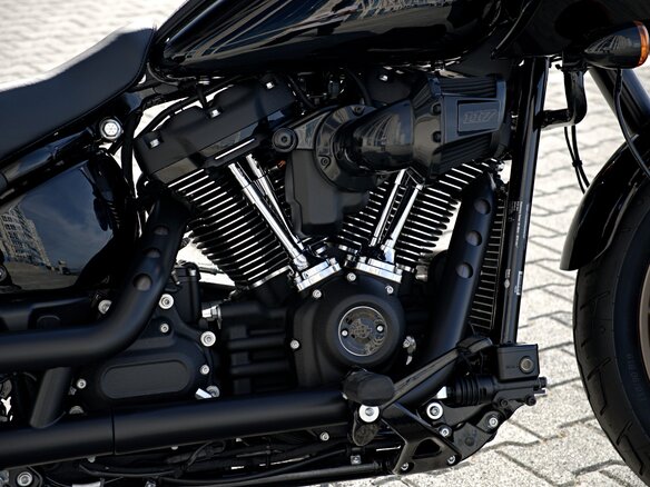 2024 Harley-Davidson Low Rider ST, чёрный, 2350000 рублей - вид 27
