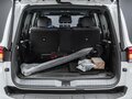 2026 Toyota Land Cruiser 300 Series, белый, 14850000 рублей - вид 9