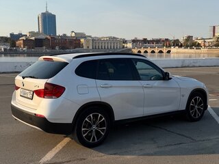 2011 BMW X1 18i I (E84), белый, 1070000 рублей, вид 2