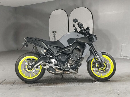 2017 Yamaha MT-09 (FZ-09), серый, 940000 рублей, вид 1