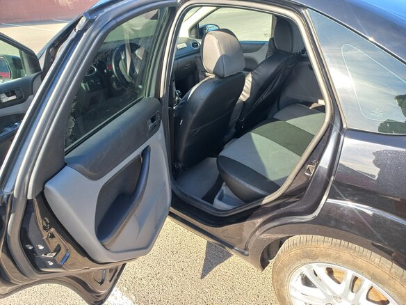 2008 Ford Focus II Рестайлинг, чёрный, 460000 рублей - вид 6