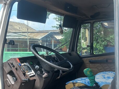 1992 Mercedes-Benz 814, белый, 570000 рублей, вид 3