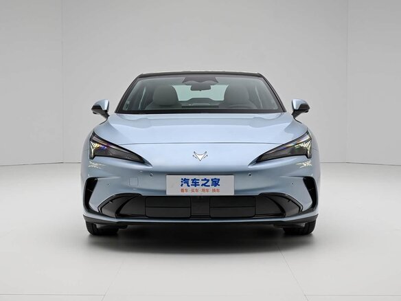 2026 Arcfox Alpha S5 I Рестайлинг, голубой, 3740000 рублей - вид 1
