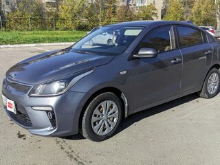 2017 Kia Rio IV, серый, 1200000 рублей, вид 1
