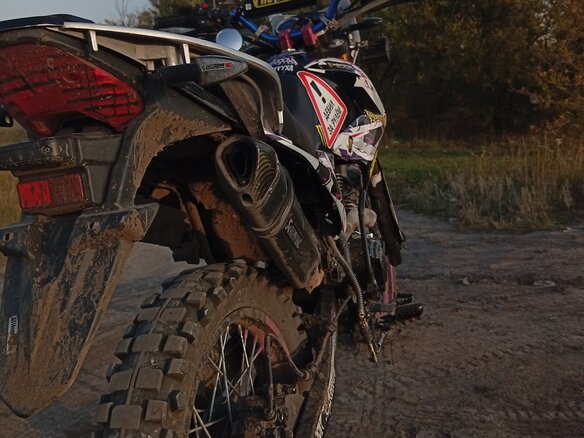 2024 Motoland Enduro 250, серый, 100000 рублей - вид 3