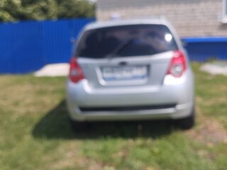 2009 Chevrolet Aveo I Рестайлинг, серебристый, 240000 рублей, вид 3
