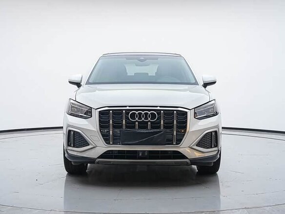 2023 Audi Q2 L 35 TFSI I Рестайлинг, белый, 1610000 рублей - вид 1
