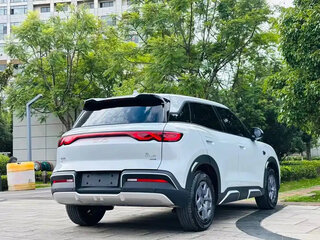 2025 BYD Yuan Up 45.12 kWh, серебристый, 1590000 рублей, вид 4
