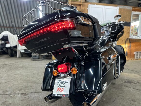 2017 Harley-Davidson Electra Glide, чёрный, 1690000 рублей - вид 7