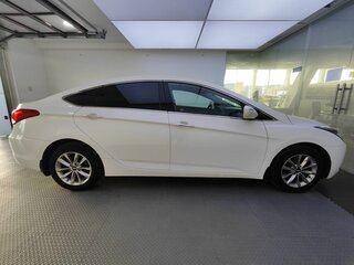 2016 Hyundai i40 I Рестайлинг, белый, 1410000 рублей, вид 4