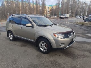 2007 Mitsubishi Outlander II, бежевый, 950000 рублей, вид 1