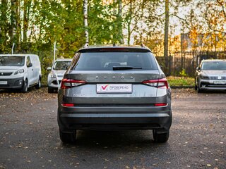 2018 Skoda Kodiaq I, серый, 1820000 рублей, вид 4