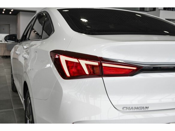 2024 Changan Eado Plus I, белый, 2569900 рублей - вид 11