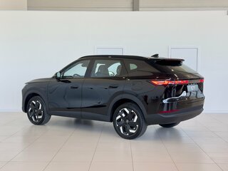 2026 Omoda C7, чёрный, 3499000 рублей, вид 4