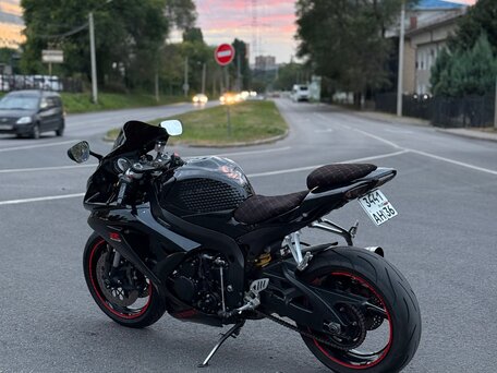2009 Suzuki GSX-R 750, чёрный, 715000 рублей, вид 4