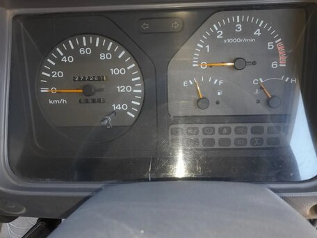 1993 Nissan Atlas, белый, 1100000 рублей, вид 1