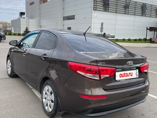 2016 Kia Rio III Рестайлинг, коричневый, 899000 рублей, вид 5