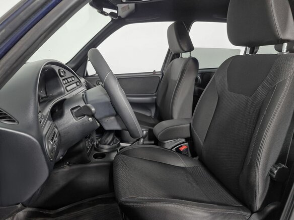 2017 Chevrolet Niva I Рестайлинг, синий, 609000 рублей - вид 13