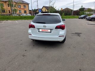 2013 Opel Astra J Рестайлинг, белый, 960000 рублей, вид 4