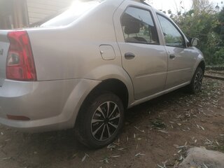 2013 Renault Logan I Рестайлинг, серый, 225000 рублей, вид 3