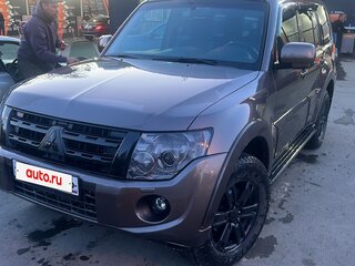 2011 Mitsubishi Pajero IV Рестайлинг 1, коричневый, 2780000 рублей, вид 3
