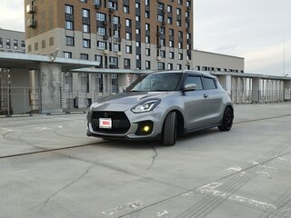 2022 Suzuki Swift Sport V, серый, 1900000 рублей, вид 3