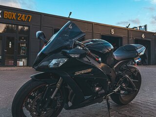 2011 Kawasaki ZX-10R Ninja, чёрный, 950000 рублей, вид 2