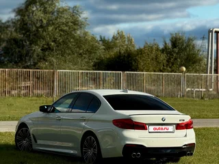 2019 BMW 5 серии 530i xDrive VII (G30/G31/G38), белый, 4080000 рублей, вид 5