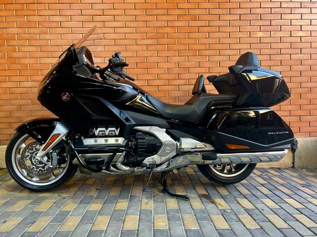 2018 Honda GL 1800 Gold Wing, чёрный, 2150000 рублей, вид 2