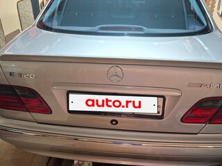 2001 Mercedes-Benz E-Класс 240 II (W210, S210) Рестайлинг, серебристый, 1375000 рублей, вид 5