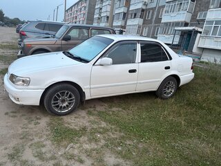 1998 Toyota Corolla VIII (E110) Рестайлинг, белый, 285000 рублей, вид 4