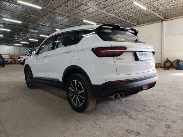 2023 Geely Coolray I, белый, 1665000 рублей - вид 3