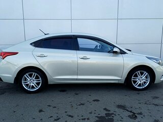2018 Hyundai Solaris II, бежевый, 1400000 рублей, вид 4