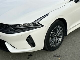 2021 Kia K5 III, белый, 2330000 рублей, вид 4