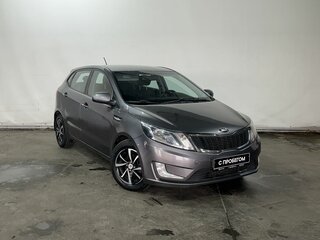 2015 Kia Rio 6-speed III, серый, 940000 рублей, вид 3