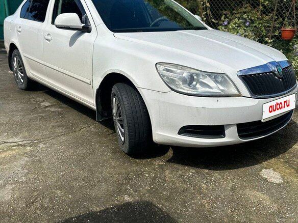 2013 Skoda Octavia II (A5) Рестайлинг, белый, 520000 рублей
