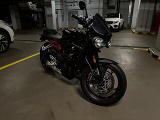2019 Triumph Street Triple, чёрный, 850000 рублей, вид 1