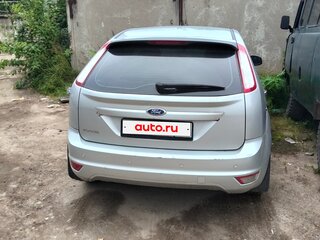 2010 Ford Focus II Рестайлинг, серебристый, 480000 рублей, вид 1