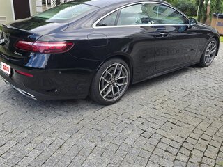 2021 Mercedes-Benz E-Класс 200 V (W213, S213, C238) Рестайлинг, чёрный, 5200000 рублей, вид 4