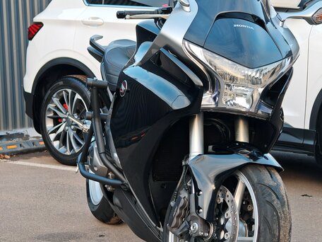 2013 Honda VFR 1200, чёрный, 920000 рублей, вид 1