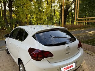 2011 Opel Astra J, белый, 690000 рублей, вид 5