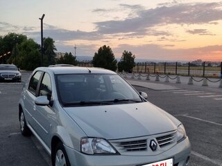 2008 Renault Logan I, серебристый, 650000 рублей, вид 2