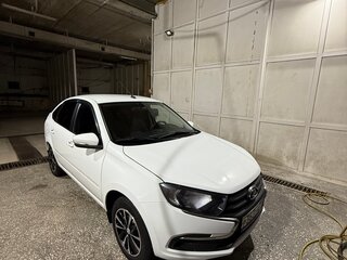 2022 Lada (ВАЗ) Granta I Рестайлинг, белый, 695000 рублей, вид 1