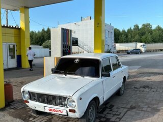 1975 Lada (ВАЗ) 2101, белый, 70000 рублей, вид 1