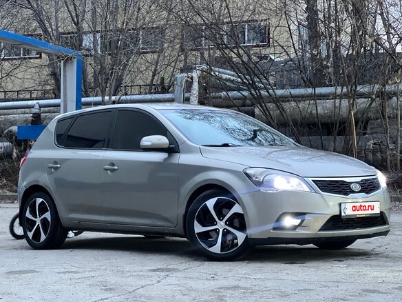 2011 Kia Ceed I Рестайлинг, серый - вид 2