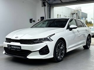 2020 Kia K5 III, белый, 2470000 рублей, вид 1