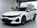 2020 Kia K5 III, белый, 2390000 рублей