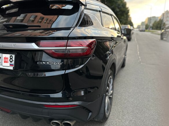 2021 Geely Coolray I, чёрный - вид 3
